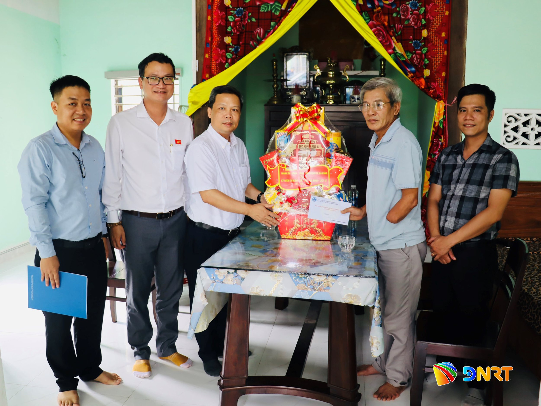 Tang qua gia dinh chinh sach 27 7 26 13 1784775641