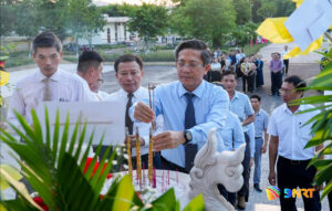 Tang qua gia dinh chinh sach 27-7-26_7
