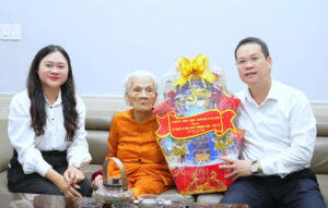 Tham nguoi co cong 27-7-2026_11