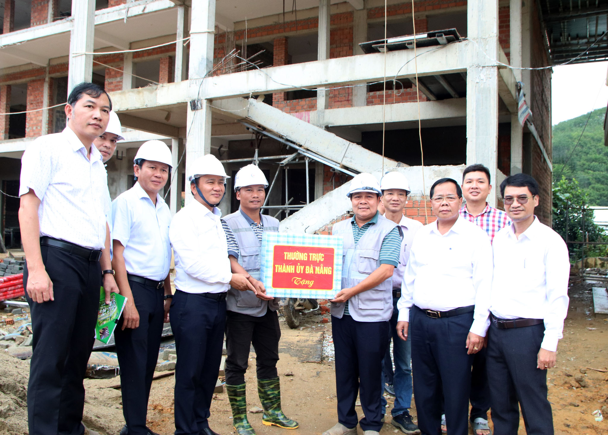 Tien do truong lien cap Avuong 1783483790