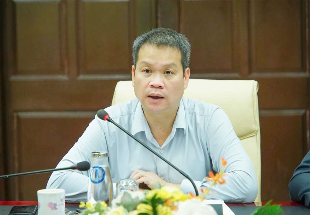Chủ tịch UBND thành phố trao đổi với Tập đoàn Xây dựng Điện lực Trung Quốc trong lĩnh vực năng lượng, hạ tầng và môi trường