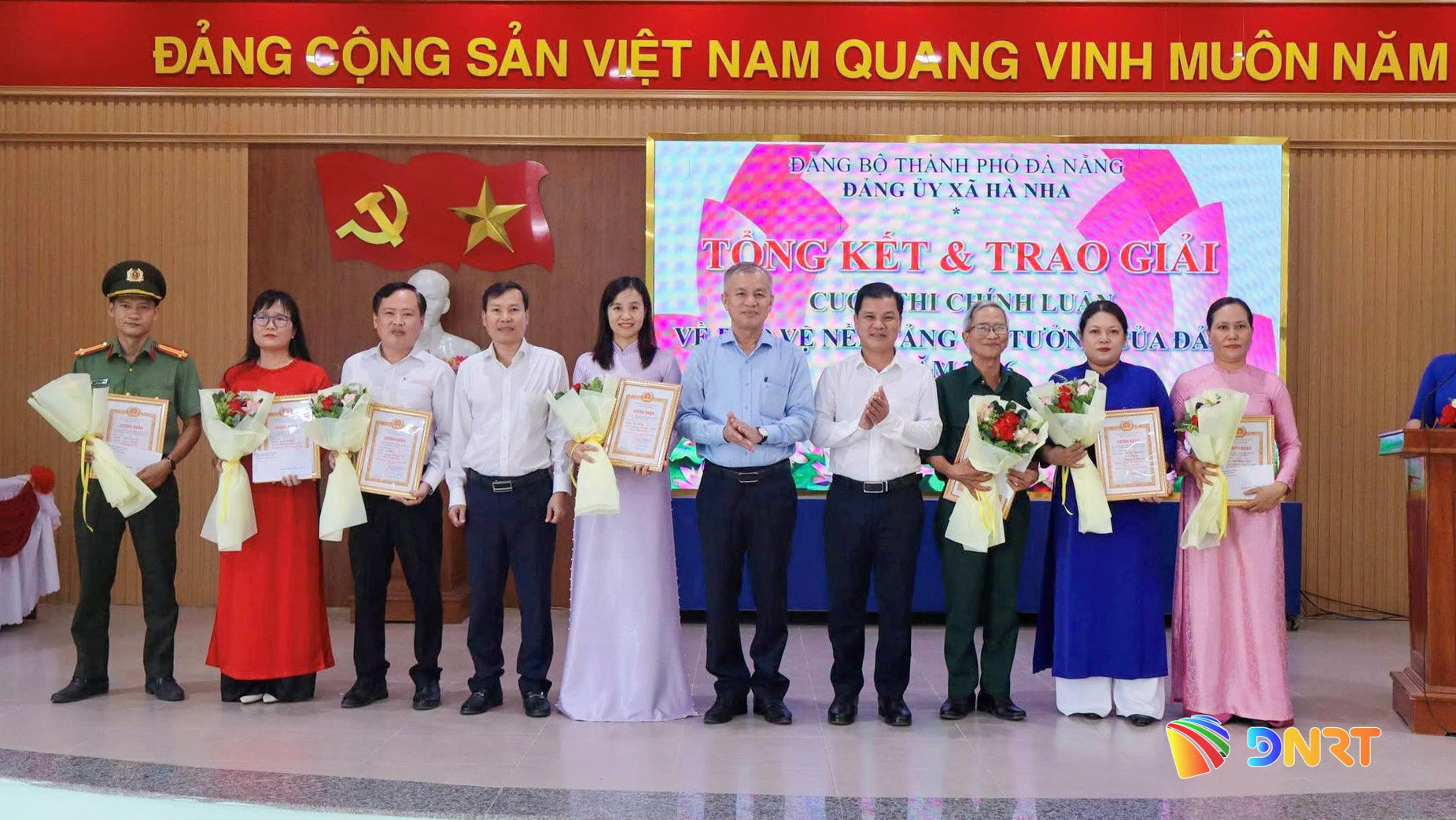 ha nha trao thuong 1784521185
