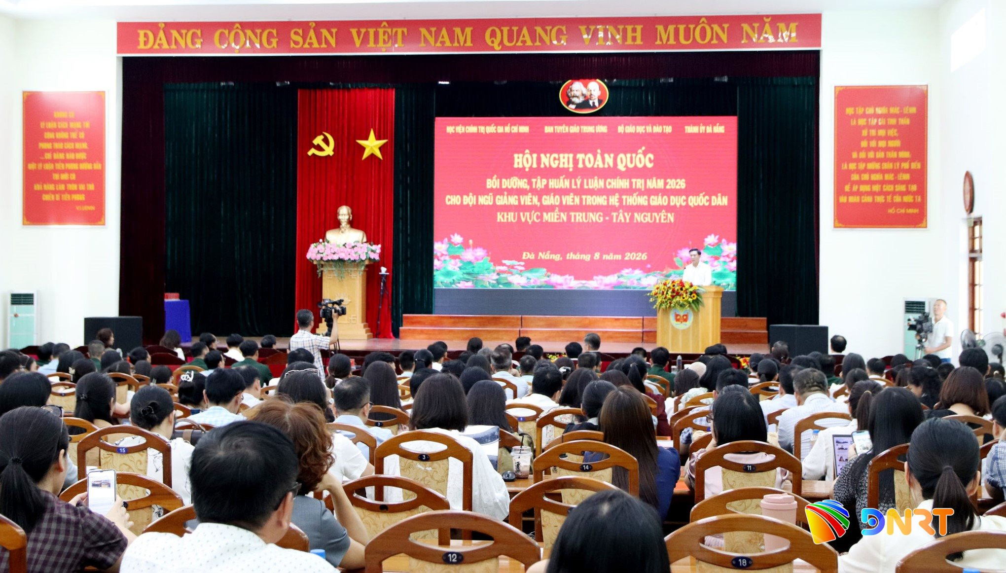 Boi duong ly luan chinh tri cho giao vien 2026 3 1787022325