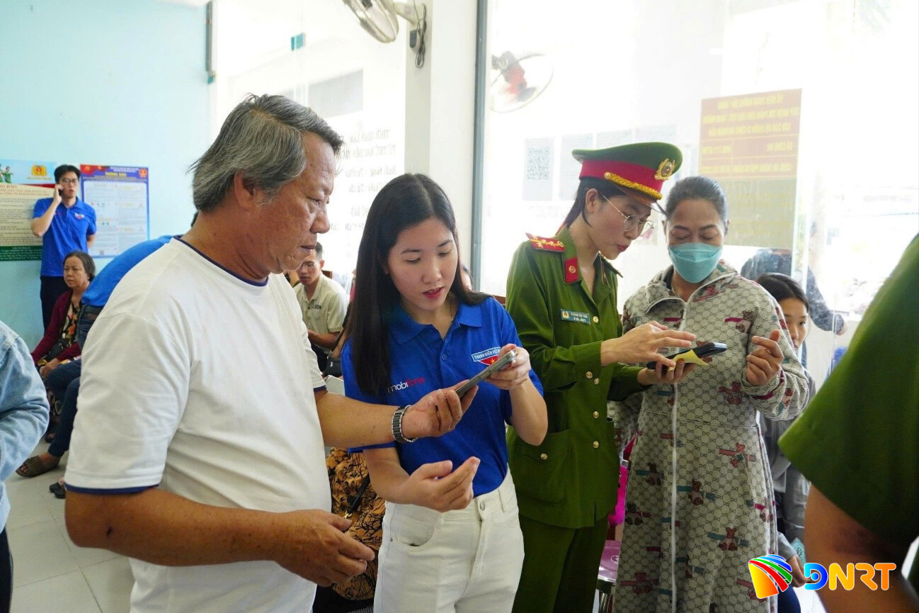 Day manh phong chong tham nhung gan voi Cai cach hanh chinh 1787539673
