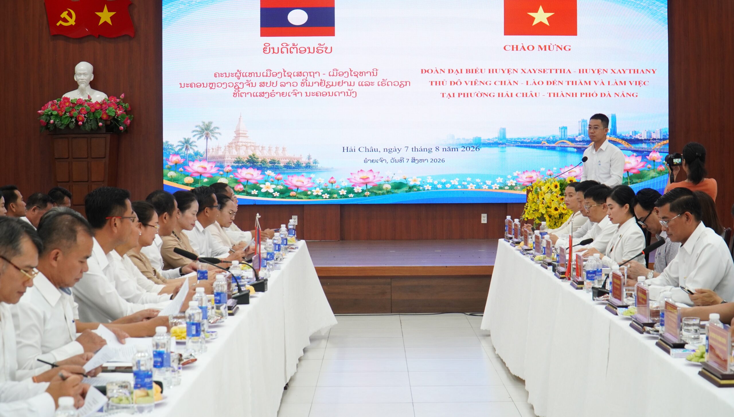 Doan Vieng Chan tham Da Nang 1 1786328199 scaled