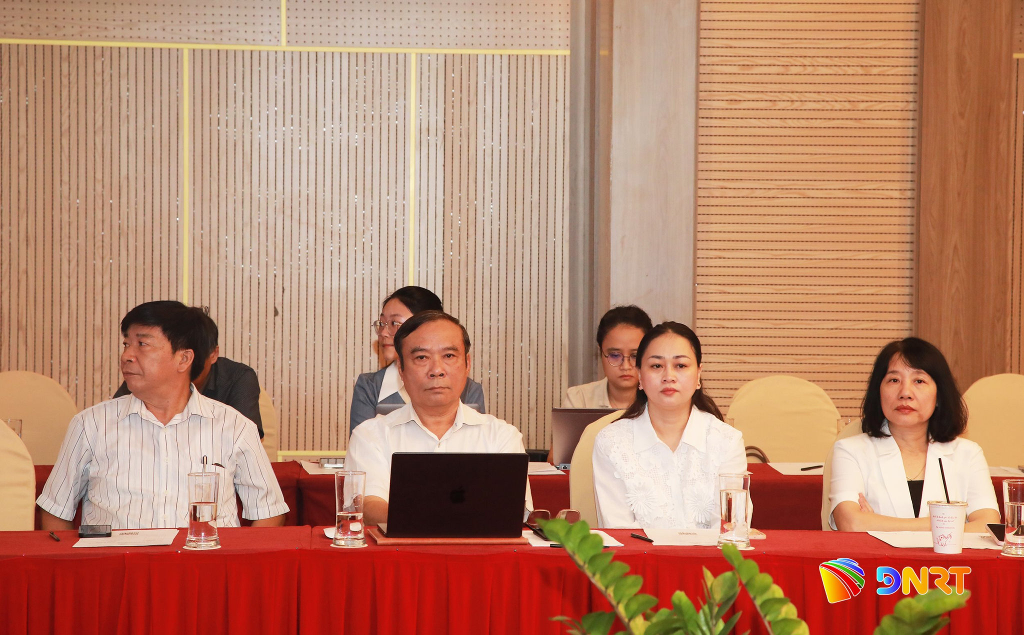 Hoan thien luat buu chinh va do luong 1 1785984354