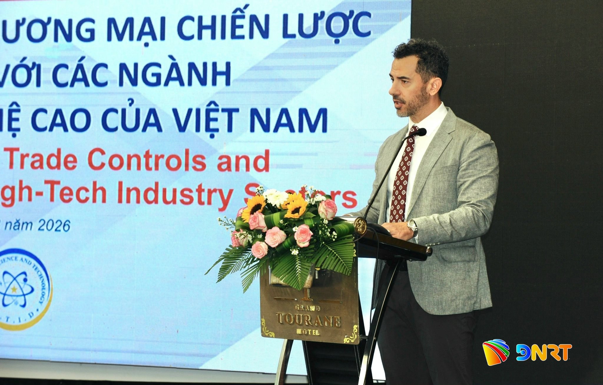 Kiem soat thuong mai chien luoc cong nghe cao 1786327798