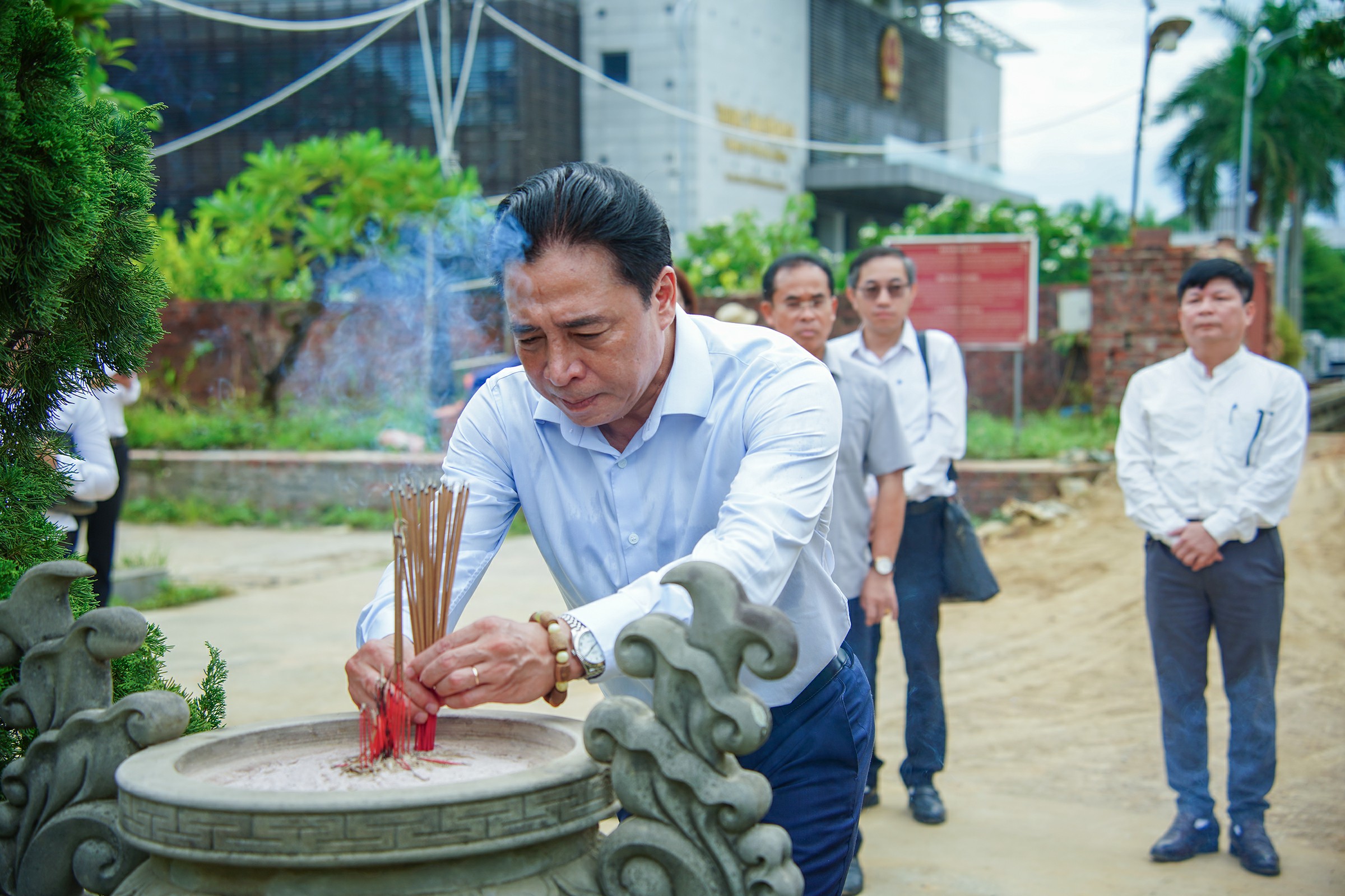 Kiem tra cong trinh lich su 8 2026 1 1786503825