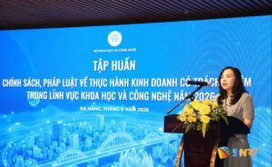 Kinh doanh co trach nhiem trong linh vuc Khoa hoc cong nghe