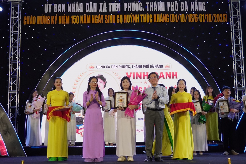 Le trao giai Huynh Thuc Khang xa Tien Phuoc lan 1 2026 1 1786938554