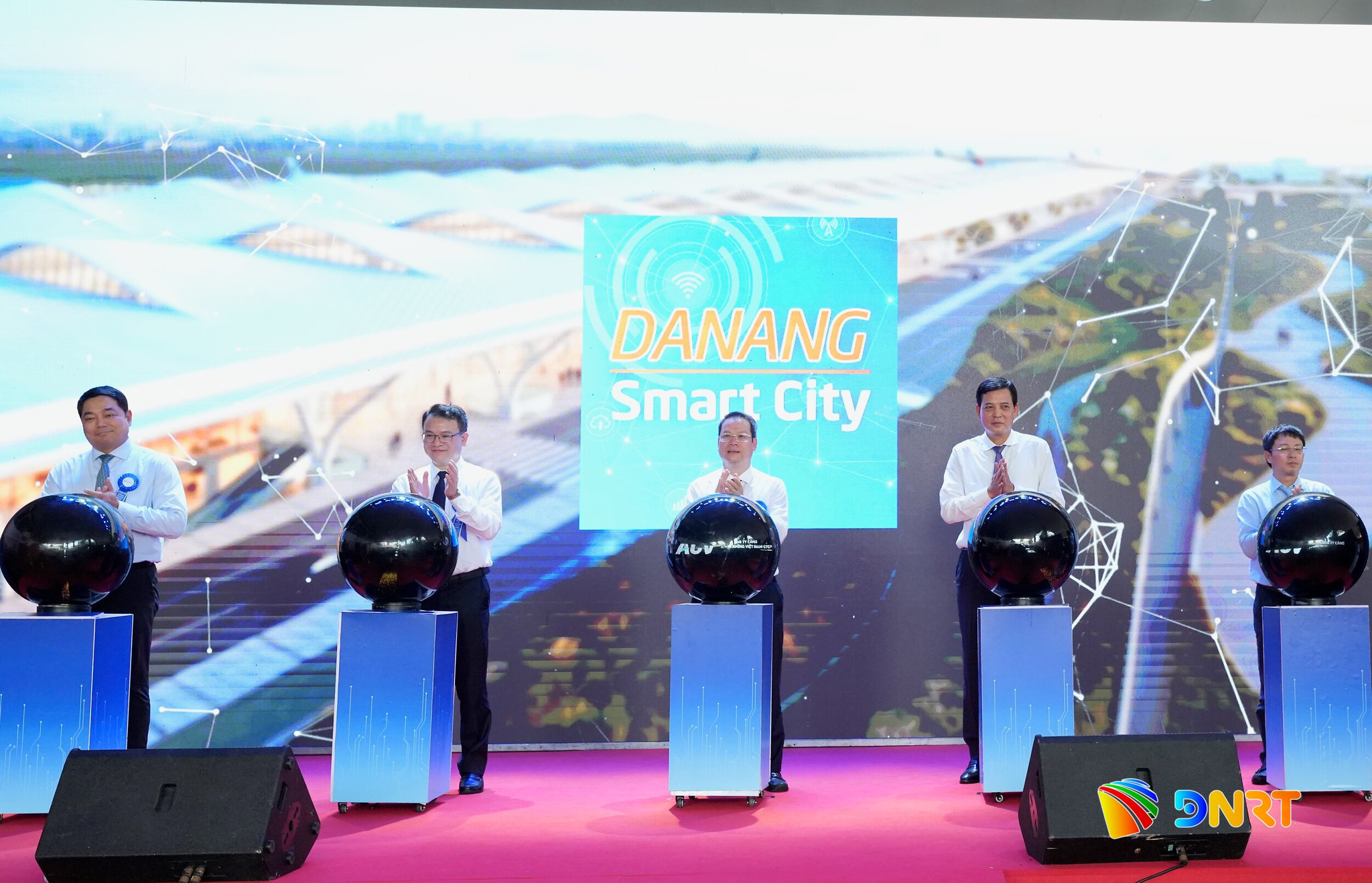 Nang cap cang hang khong T1 4 1787884289