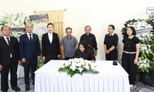 Ong Xaysomphone Phomvihane_12 8_4