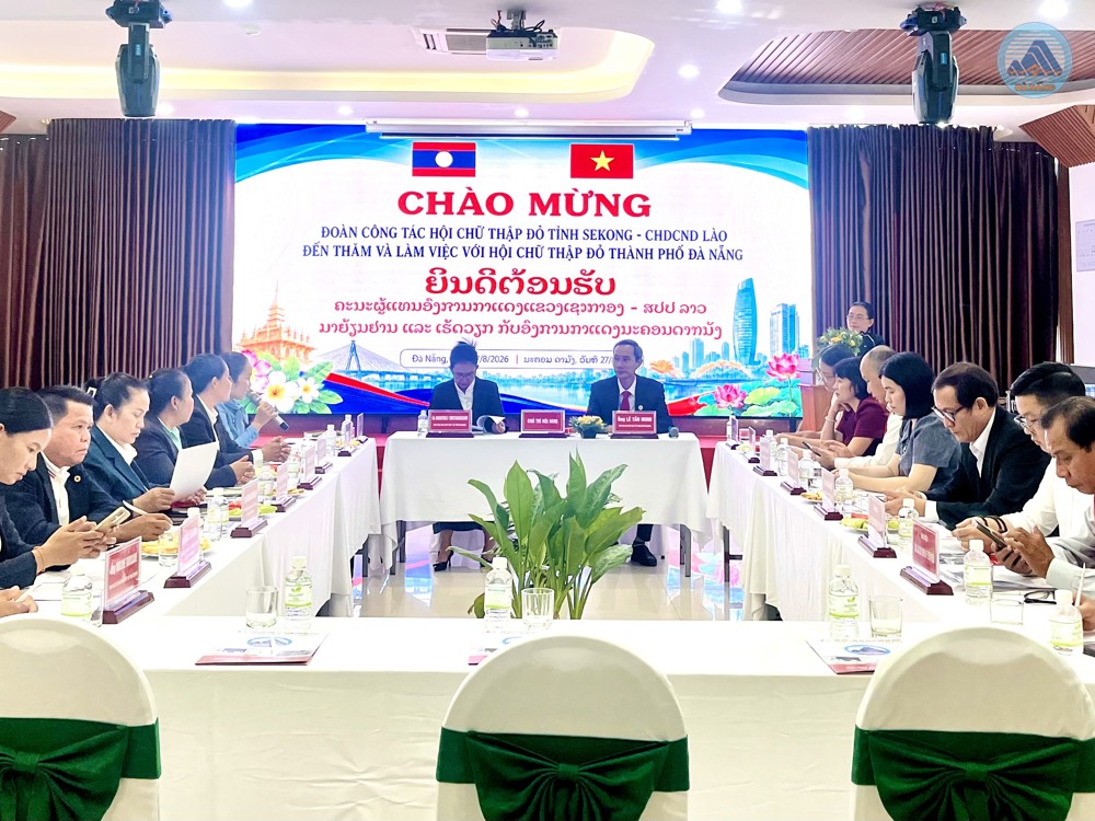 Tiep hoi chu thap do Sekong 1787884020