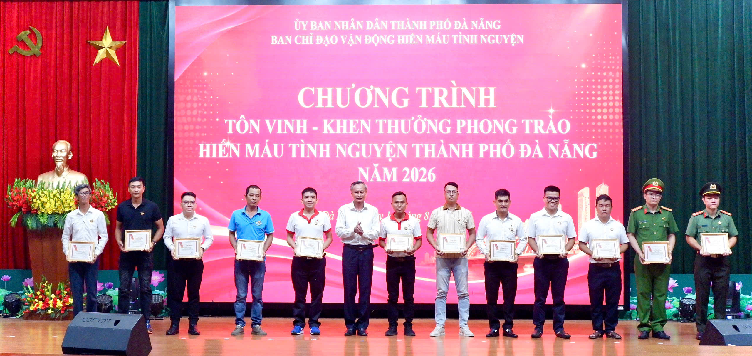 Ton vinh ca nhan hien mau tinh nguyen 2026 1786935589