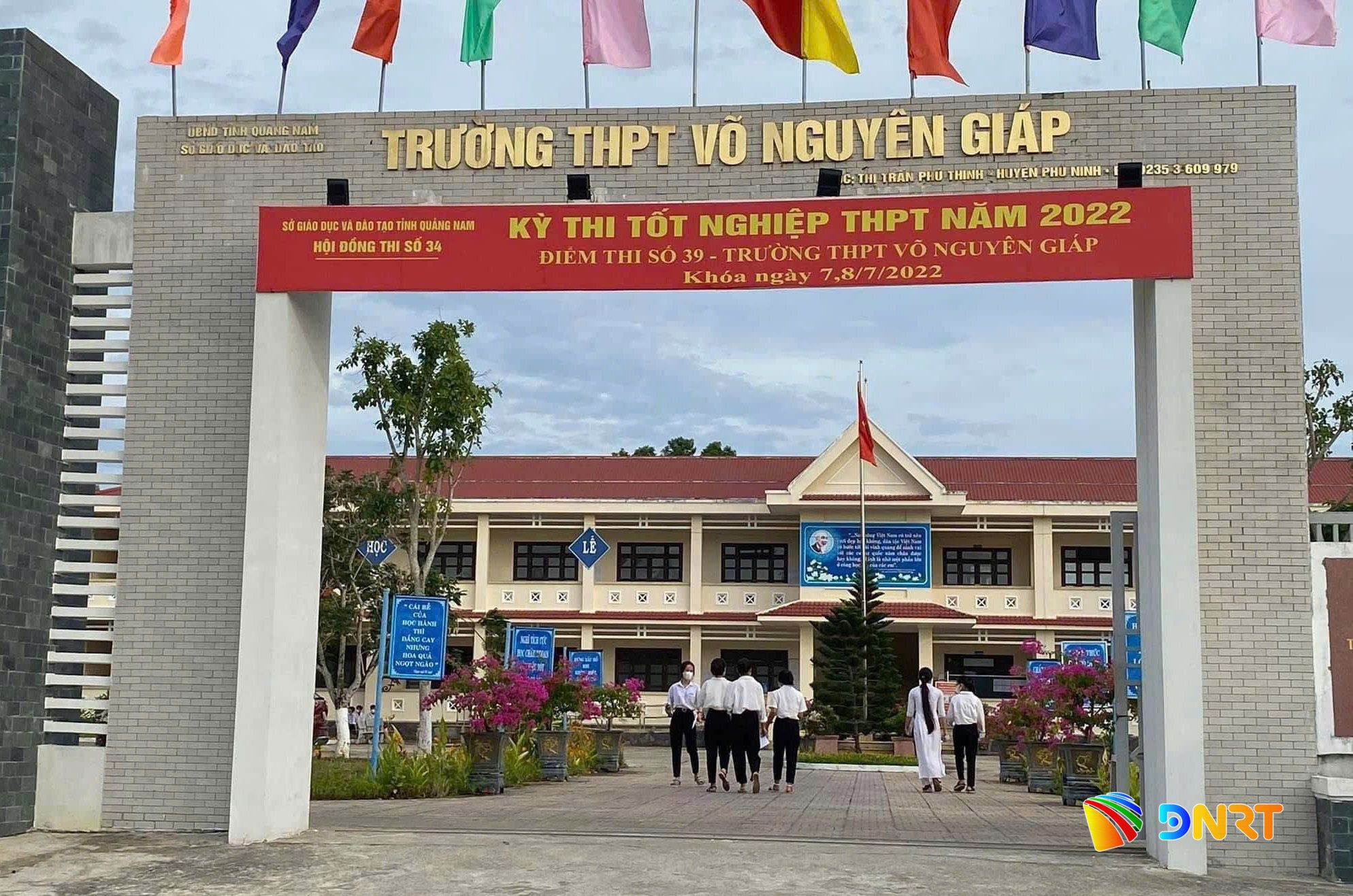 Truong THPT Vo Nguyen Giap 1787279012
