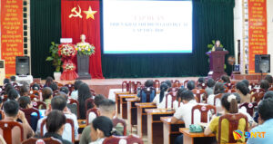 Xa Chien Dan thi diem giao duc AI cho hoc sinh tieu hoc
