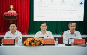 Doi moi, nang cao chat luong tiep xuc cu tri_4