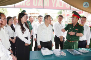 Hoan thanh lay mau ADN mo liet si
