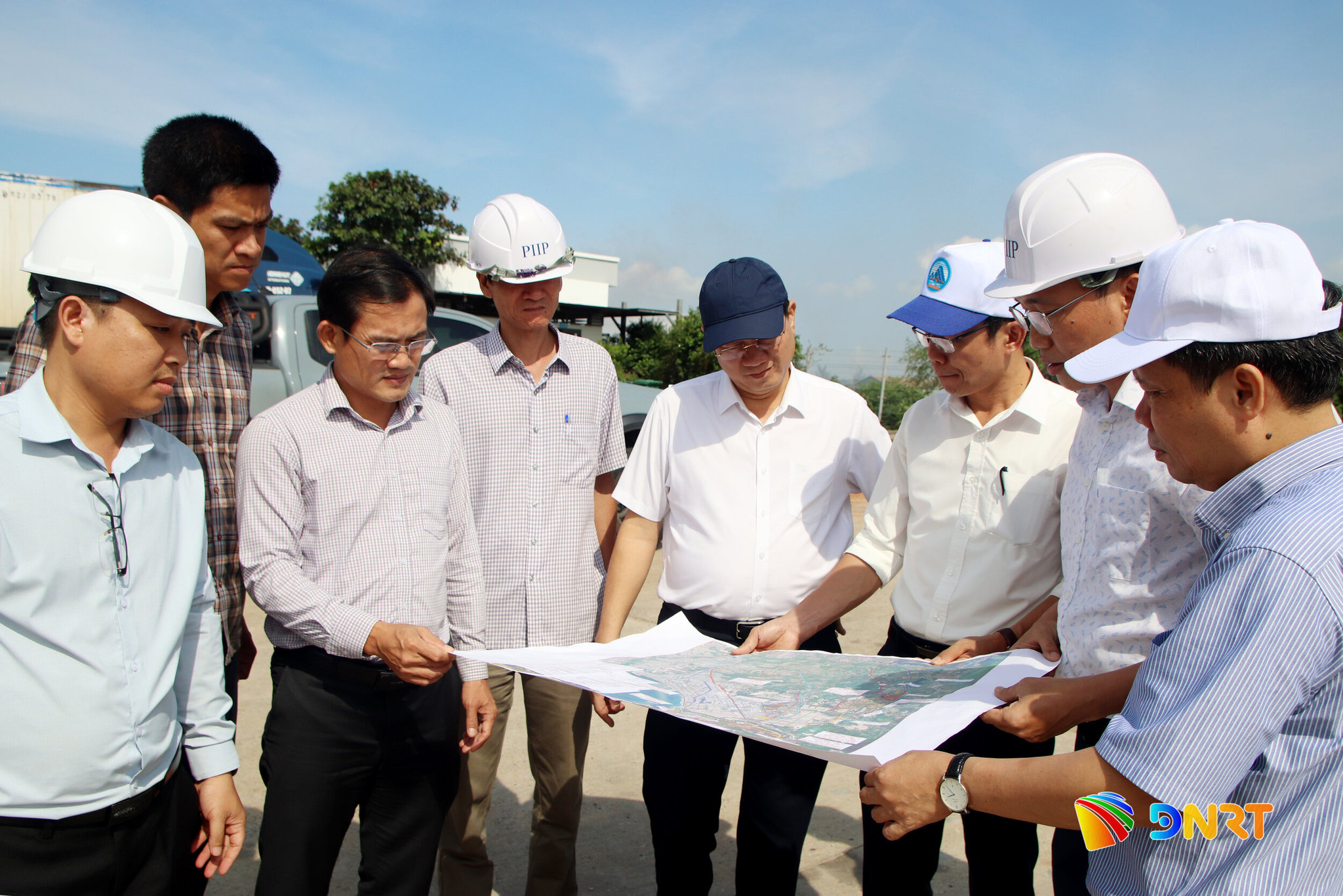 Kiem tra duong tranh Nam Hai Van 1789699590