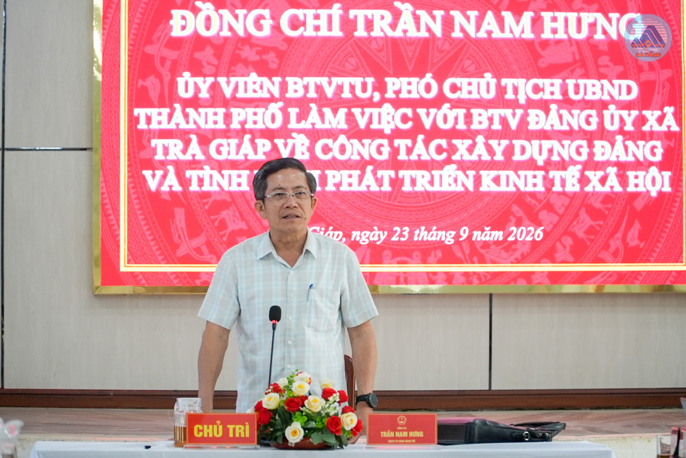 Lam viec voi Dang uy Tra Giap 23 9 1790217682