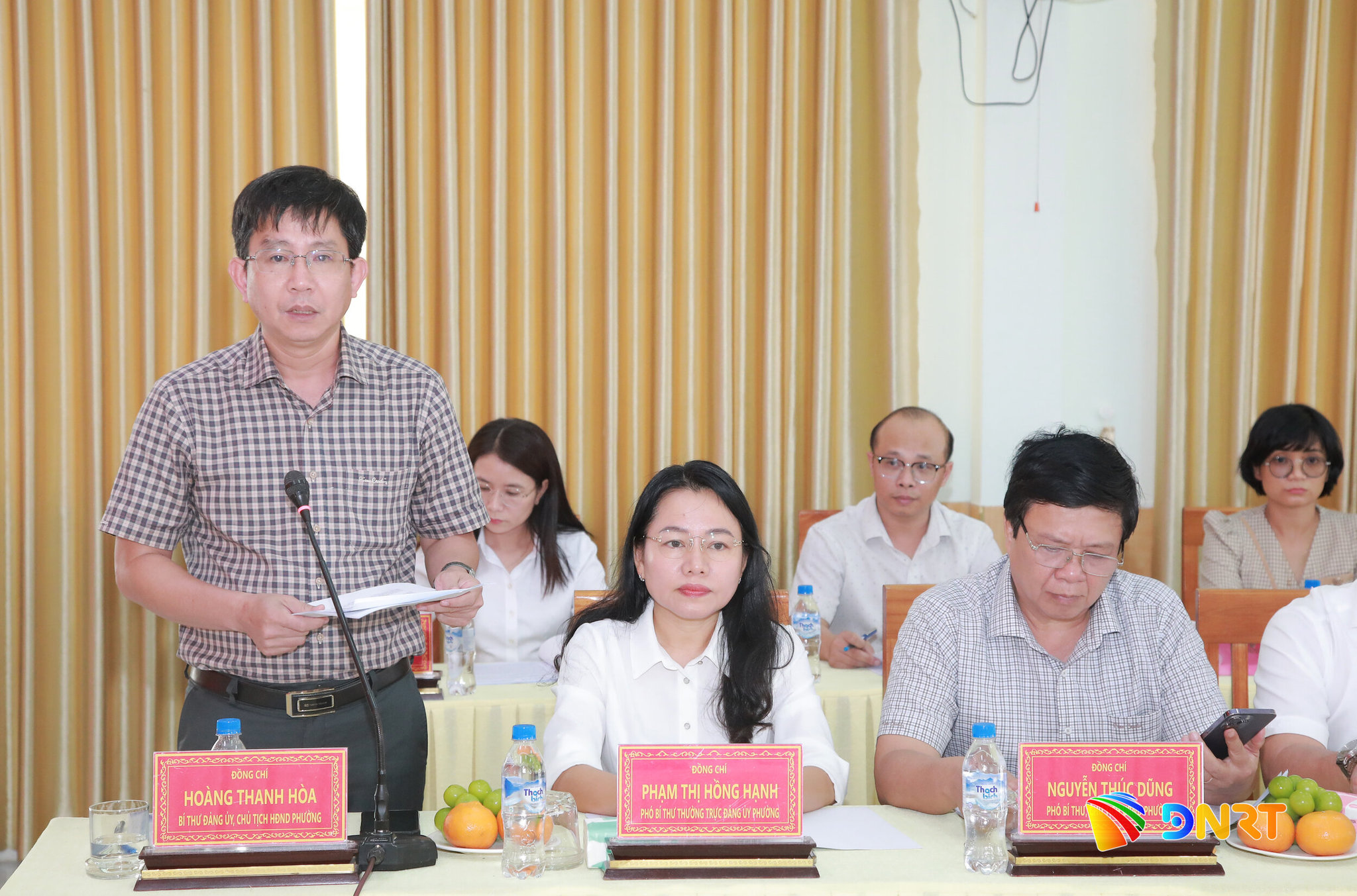 Lam viec voi phuong Hai Van 1 1789699404