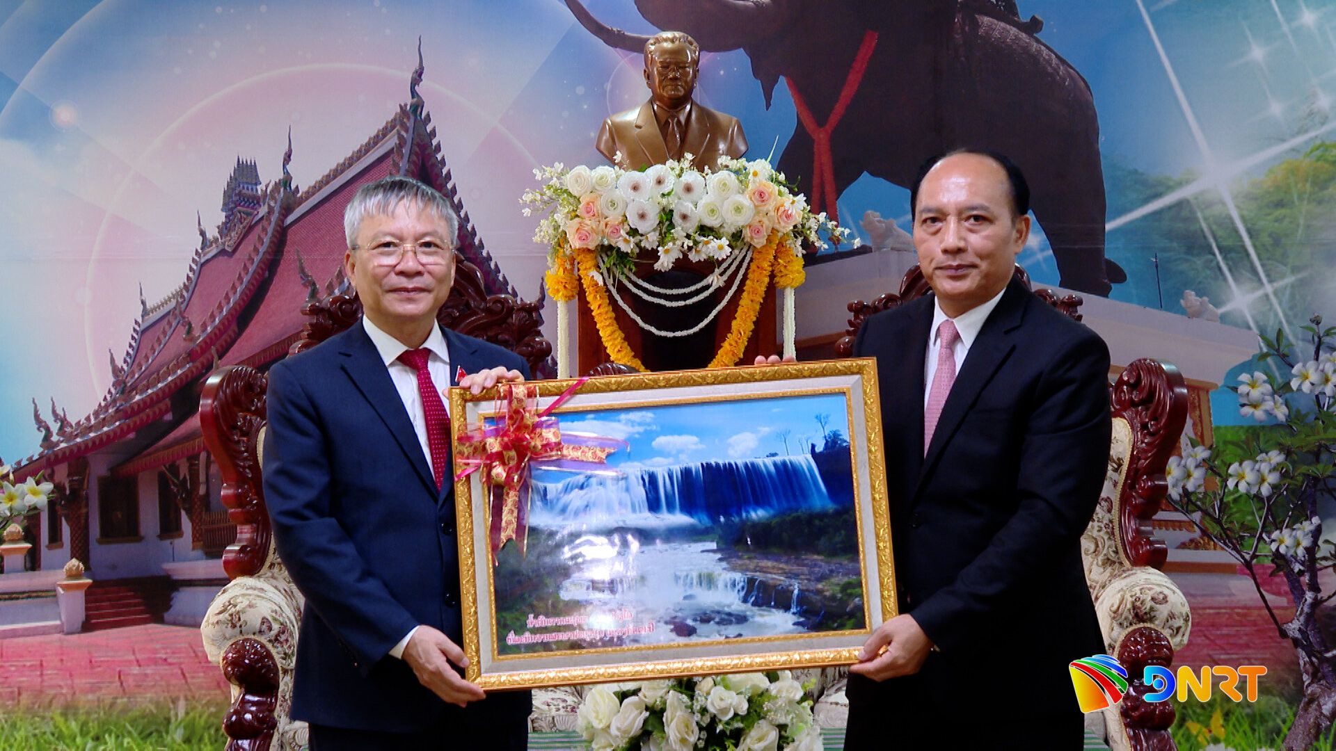Lam viec voi tinh Attapeu 9 2026 10 1789700688