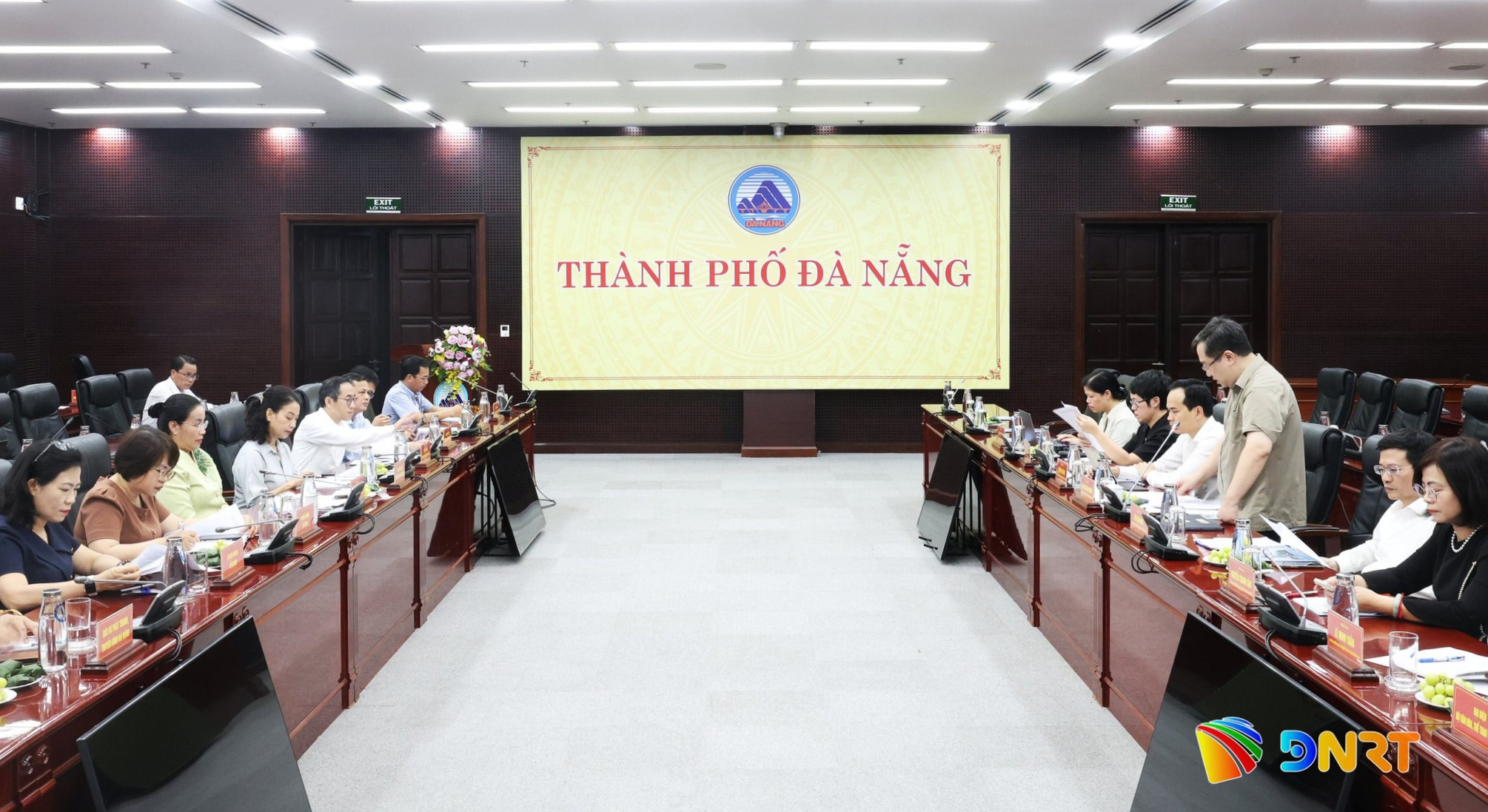 Phap luat linh vuc cong nghiep van hoa 1790566102