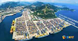 Phoi canh cang container Lien Chieu