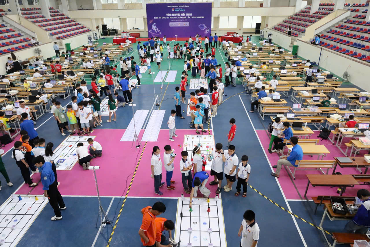 Sang tao Robotics toan quoc 2026 1 1789438153