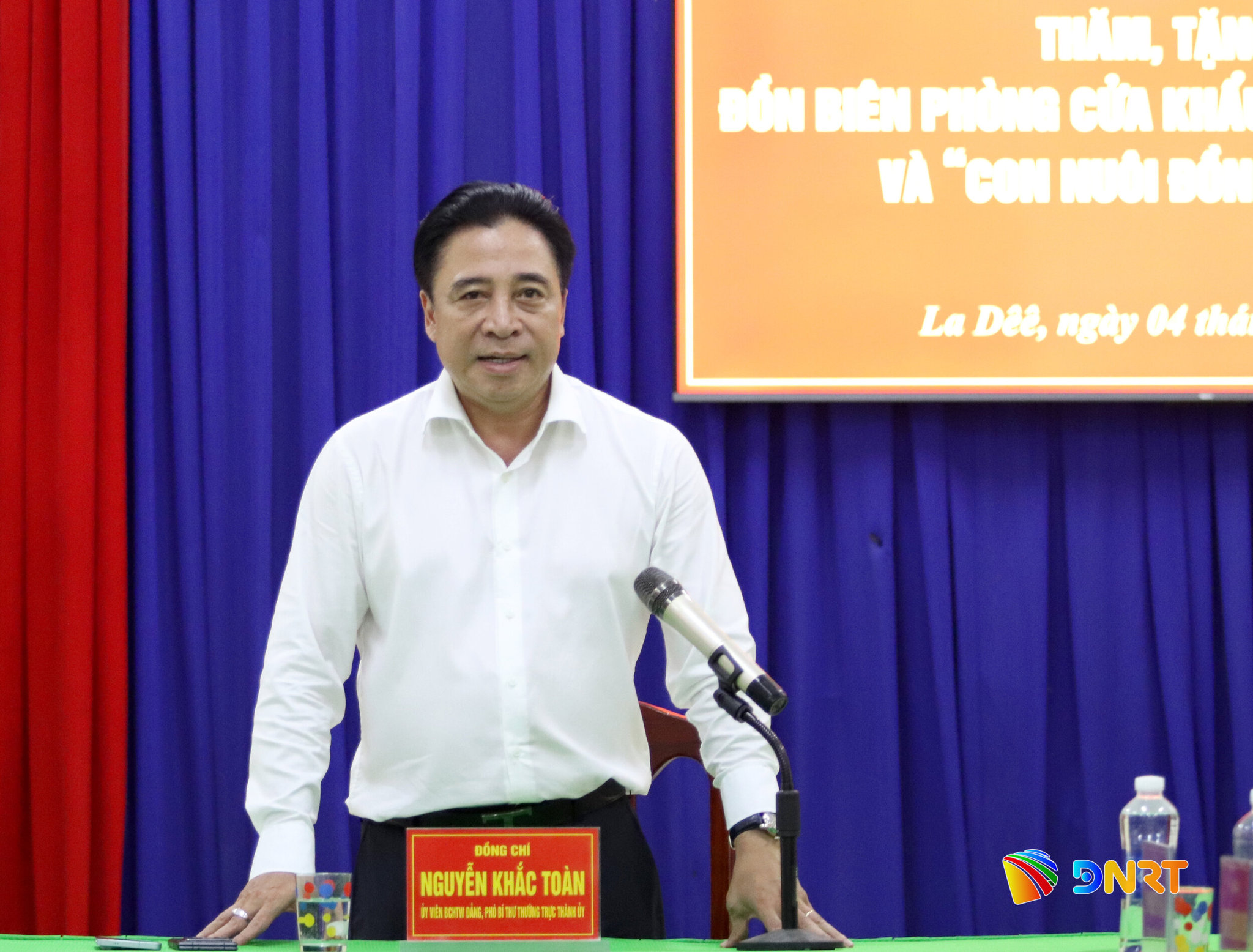 Tham Don bien phong cua khau quoc te Nam Giang 9 2026 1788747960