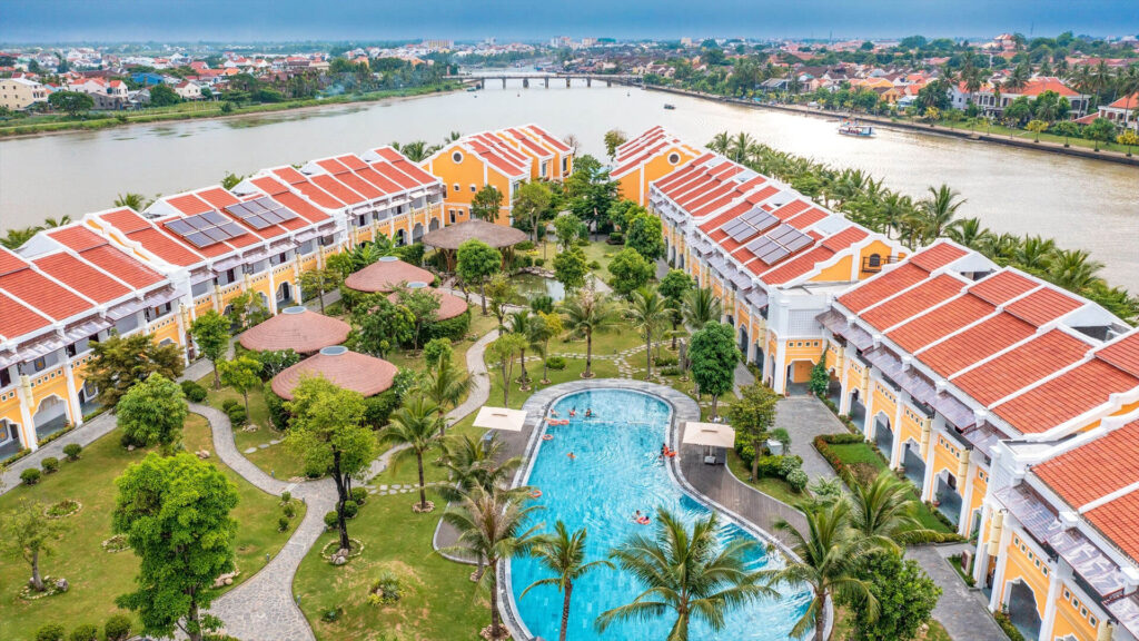 ho boi chinh toan canh Hoi An Memories Resort Spa da nang fantasticity 1024x576 1790664193