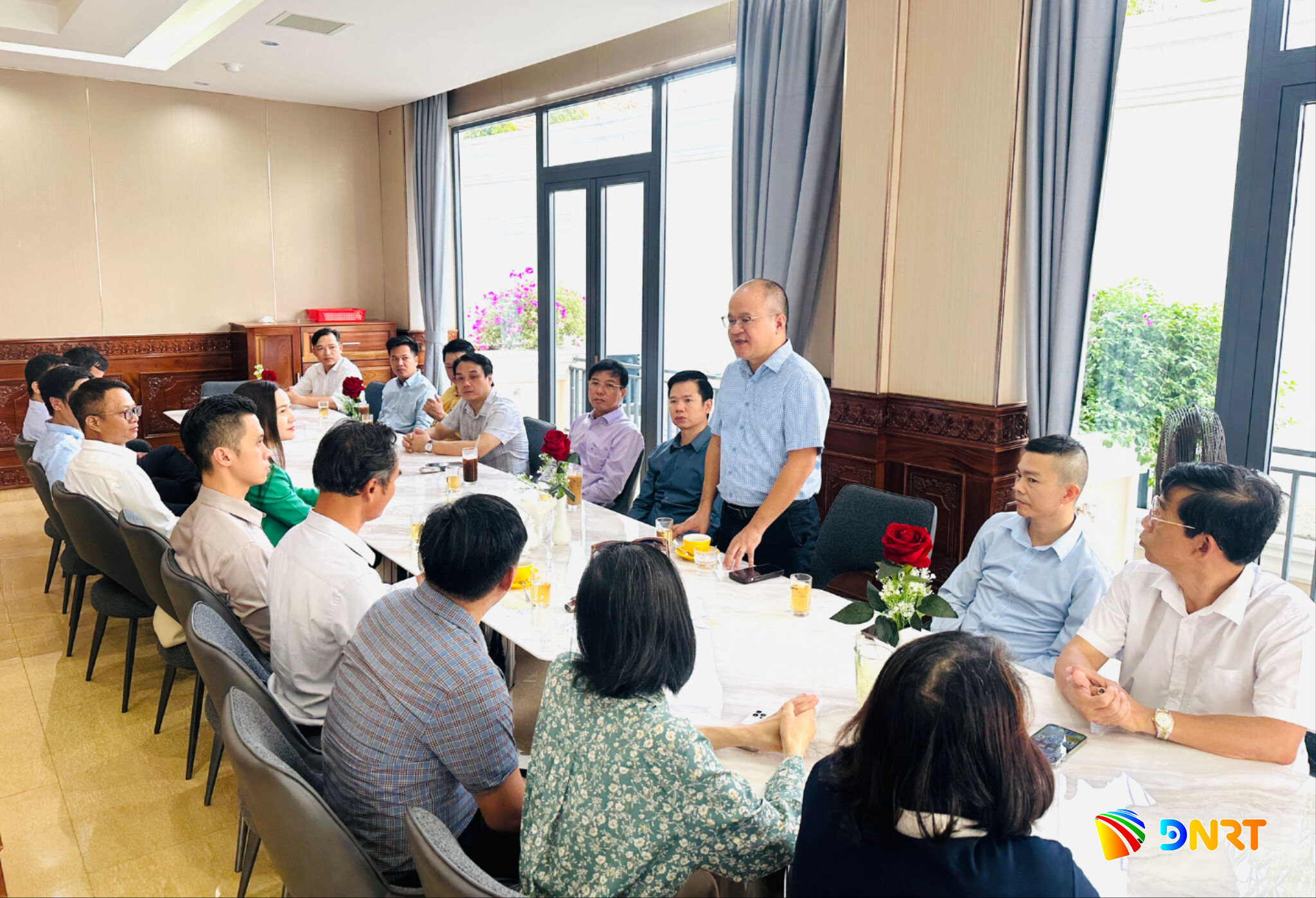 lanh dao phuong tam ky gap mat lang nghe dai dien hoi doanh nghiep va khoi nghiep sang tao phuong chia se de xuat 1790741346