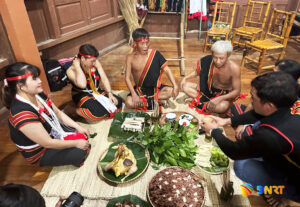 nhieu-nghi-le-truyen-thong-va-hoat-dong-van-hoa-dac-sac-cua-dong-bao-ca-dong-se-duoc-tai-hien-tai-ngay-hoi