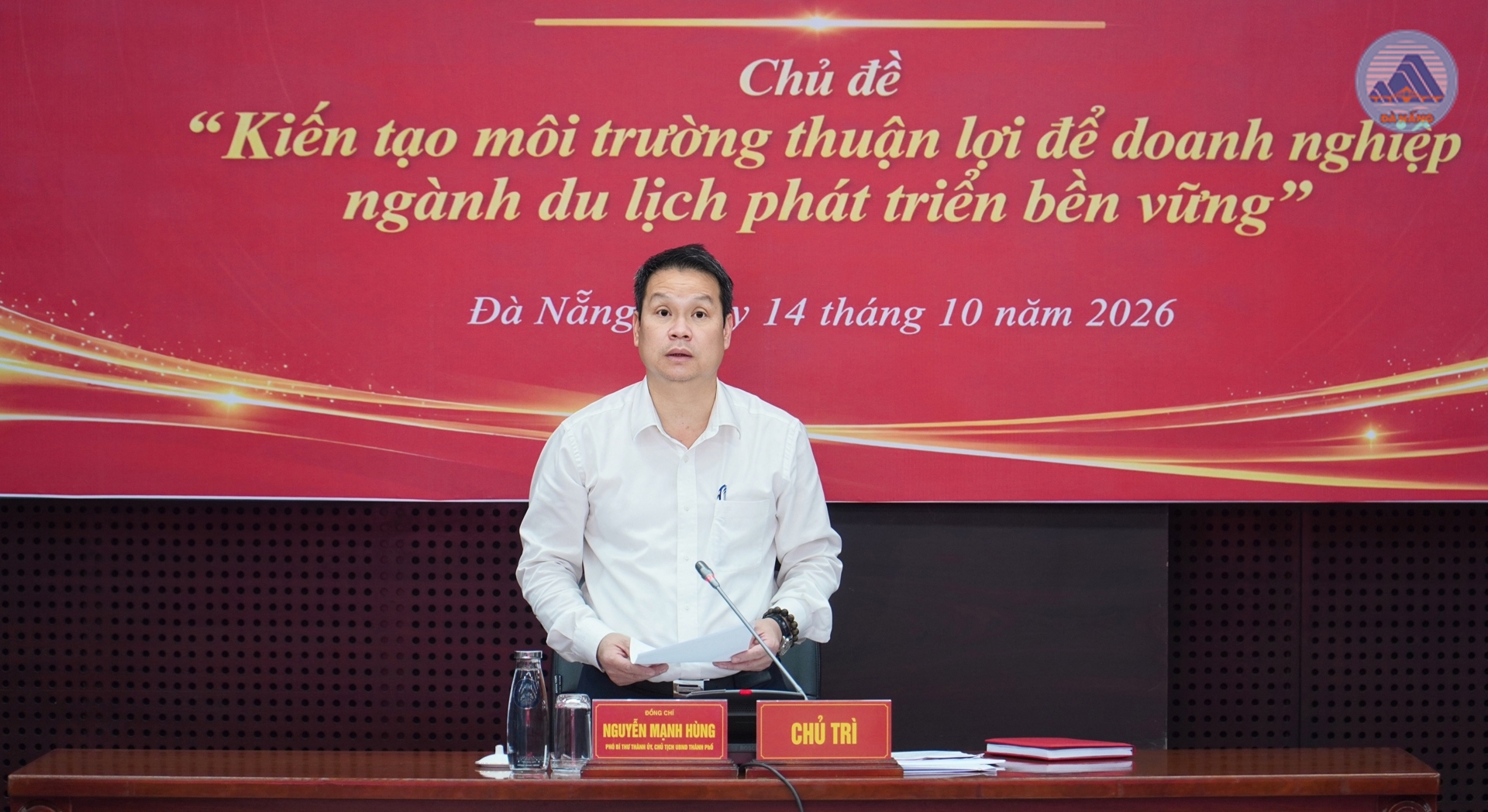 14 10 doi thoai dn du lich 1 1792036831