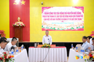 Lam viec voi Que Son Trung 10-2026