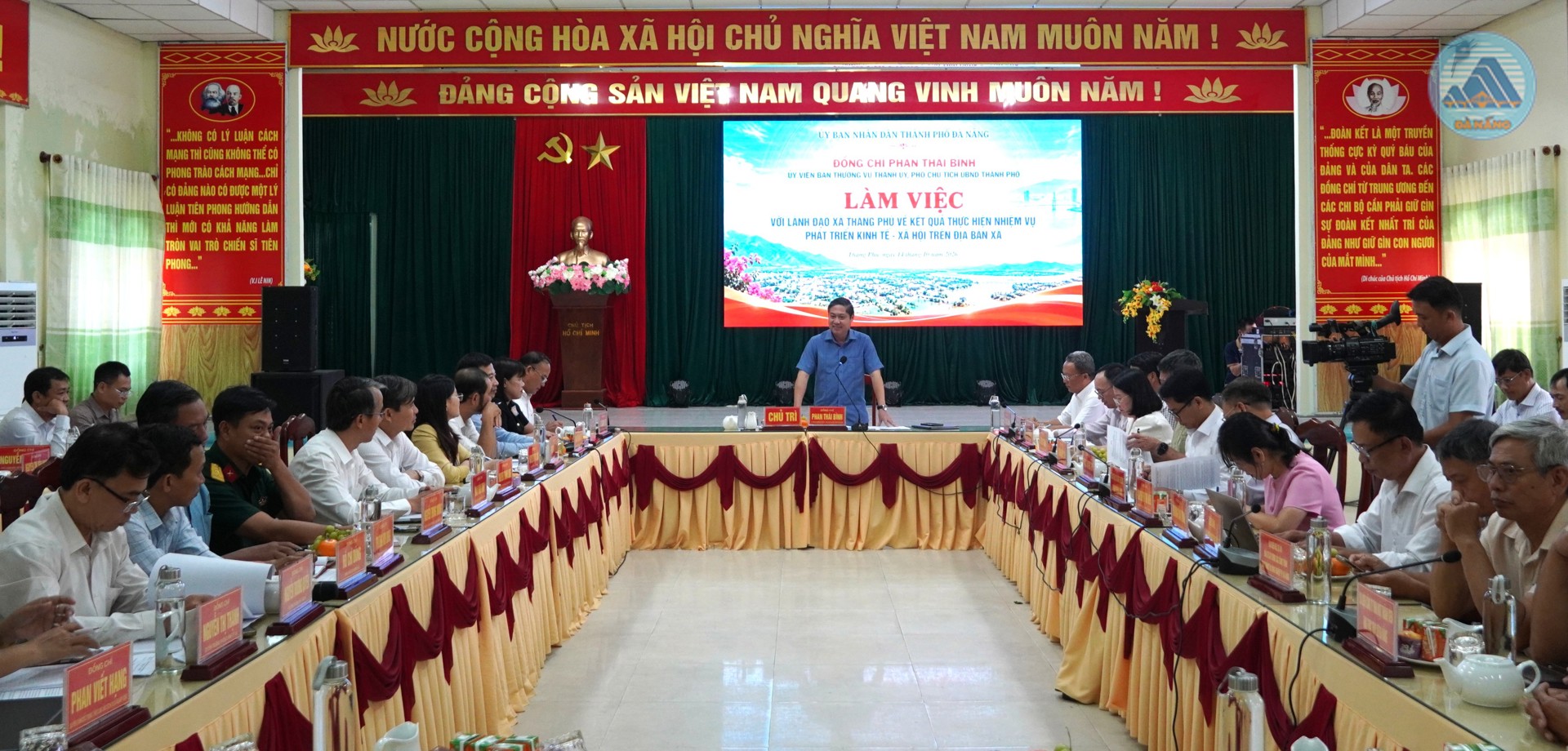 Lam viec voi xa Thang Phu 1 1792036670