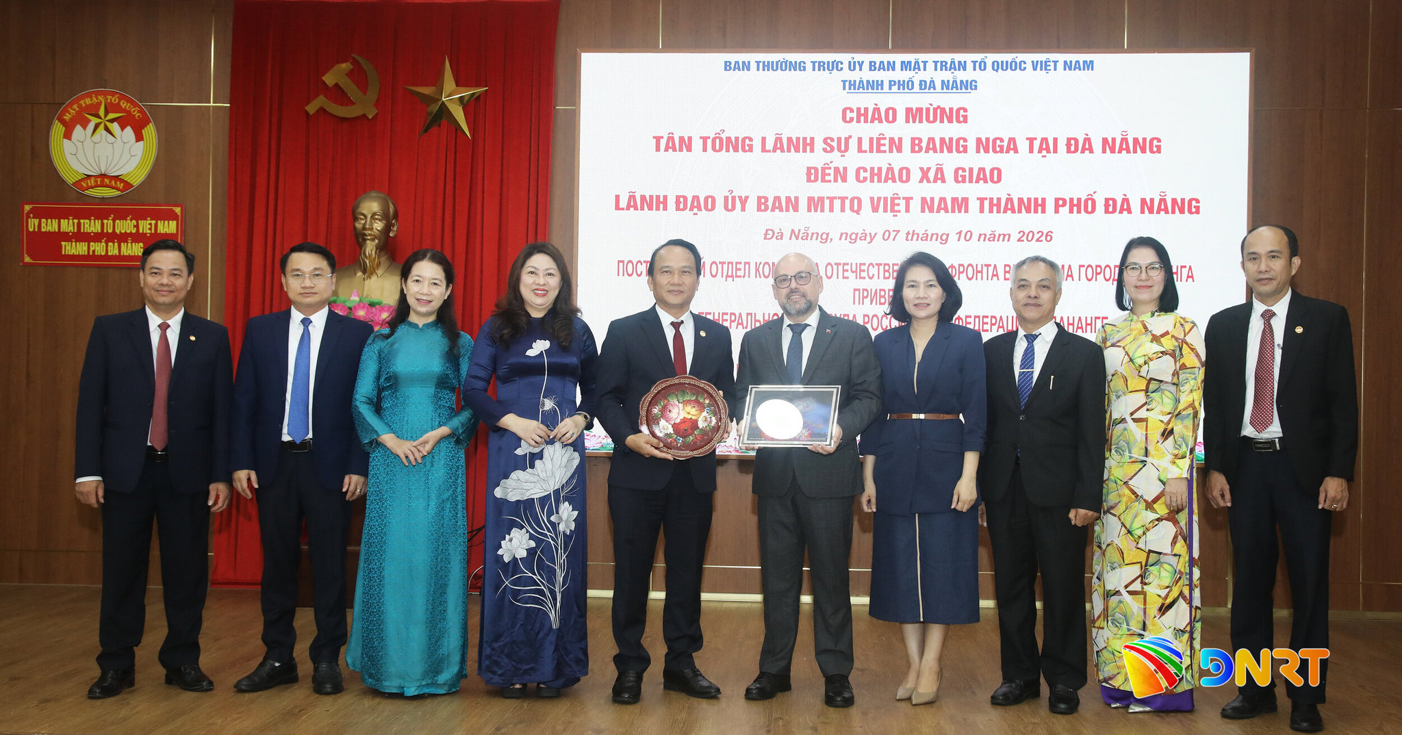 MTTQ lam viec voi Tong Lanh su Nga 10 2026 3 1791429456