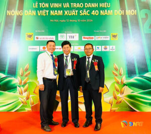 Nong dan Viet Nam doi moi