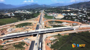 Quoc lo 14B noi cao toc Hoa Lien – Tuy Loan