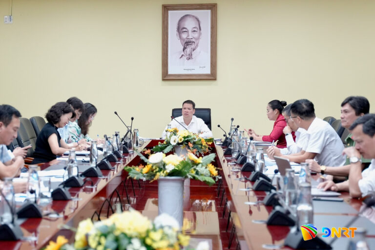 Thu hut nhan luc