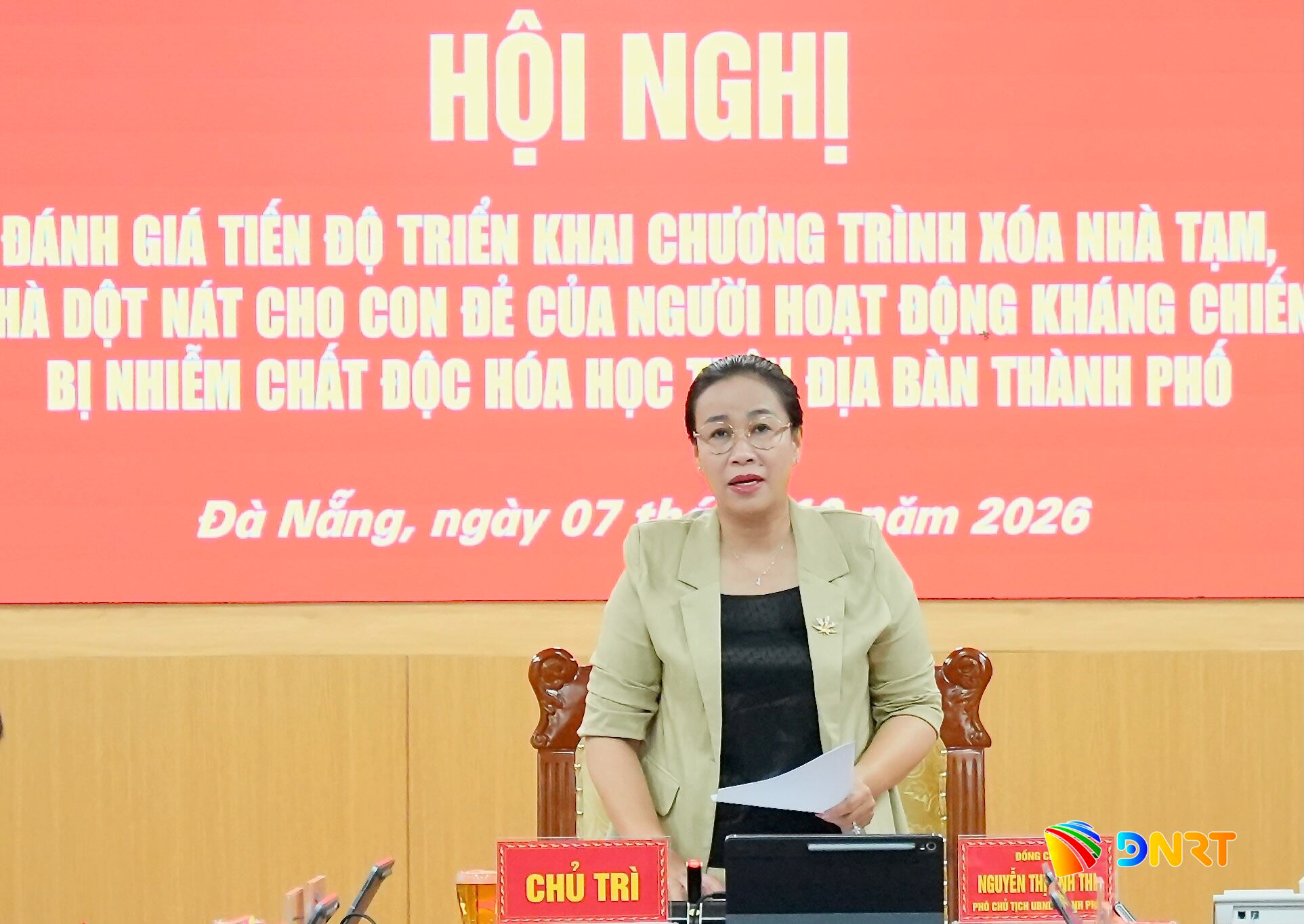 Xoa nha tam cho con de chat doc hoa hoc 2 1791428611