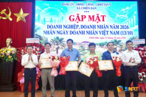 anh-bieu-duong-doanh-nghiep-cd