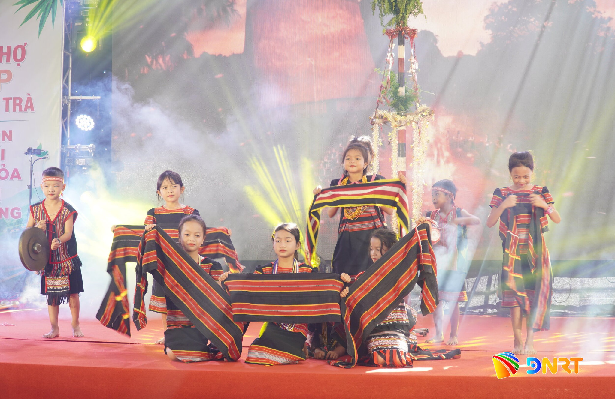 anh phuoc tra 7 1792652013
