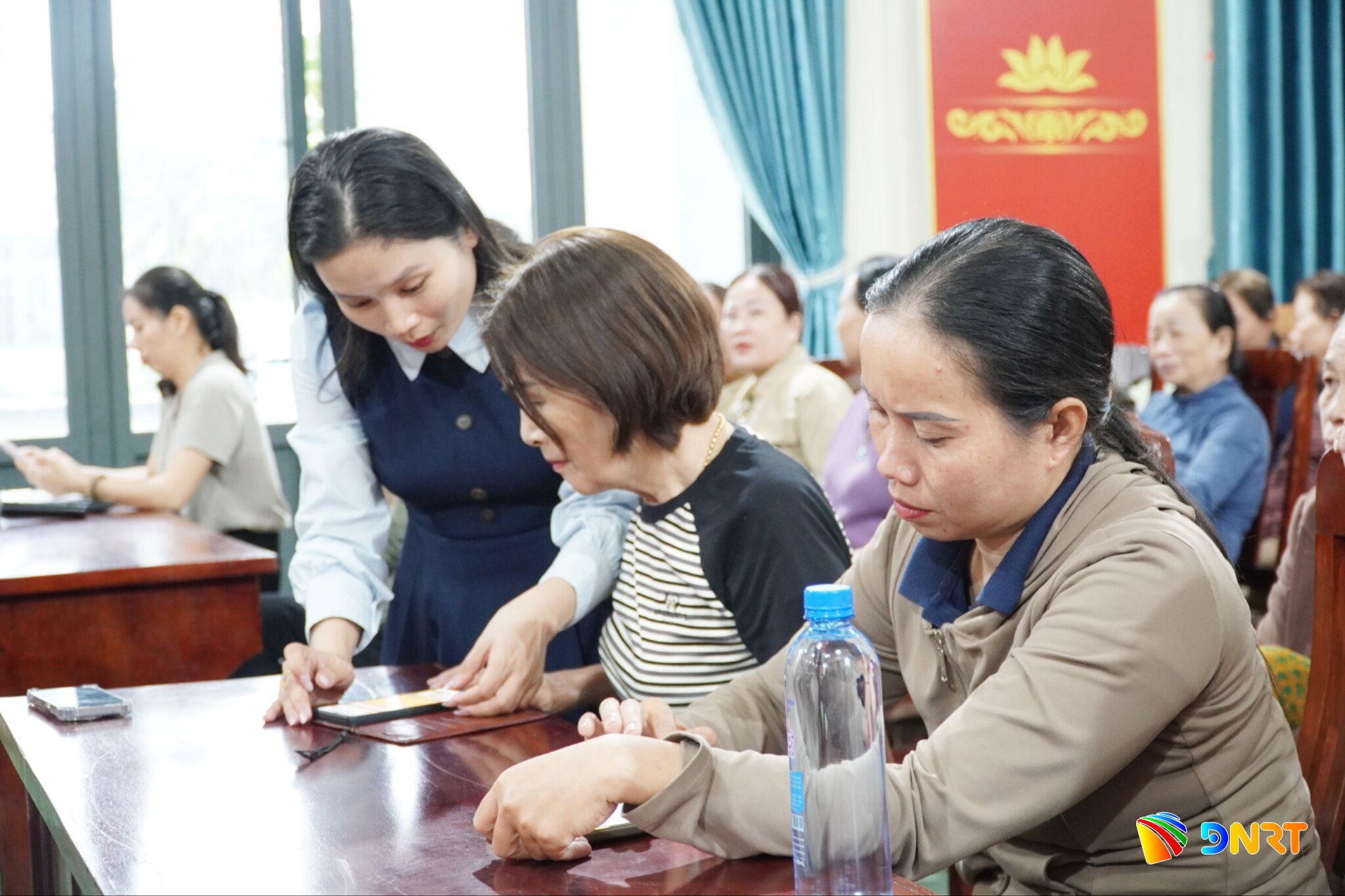 anh phuoc tra chuyen doi so 2 4e14dd1d7cdfaee197ce46cec9aa37d9 1792738265