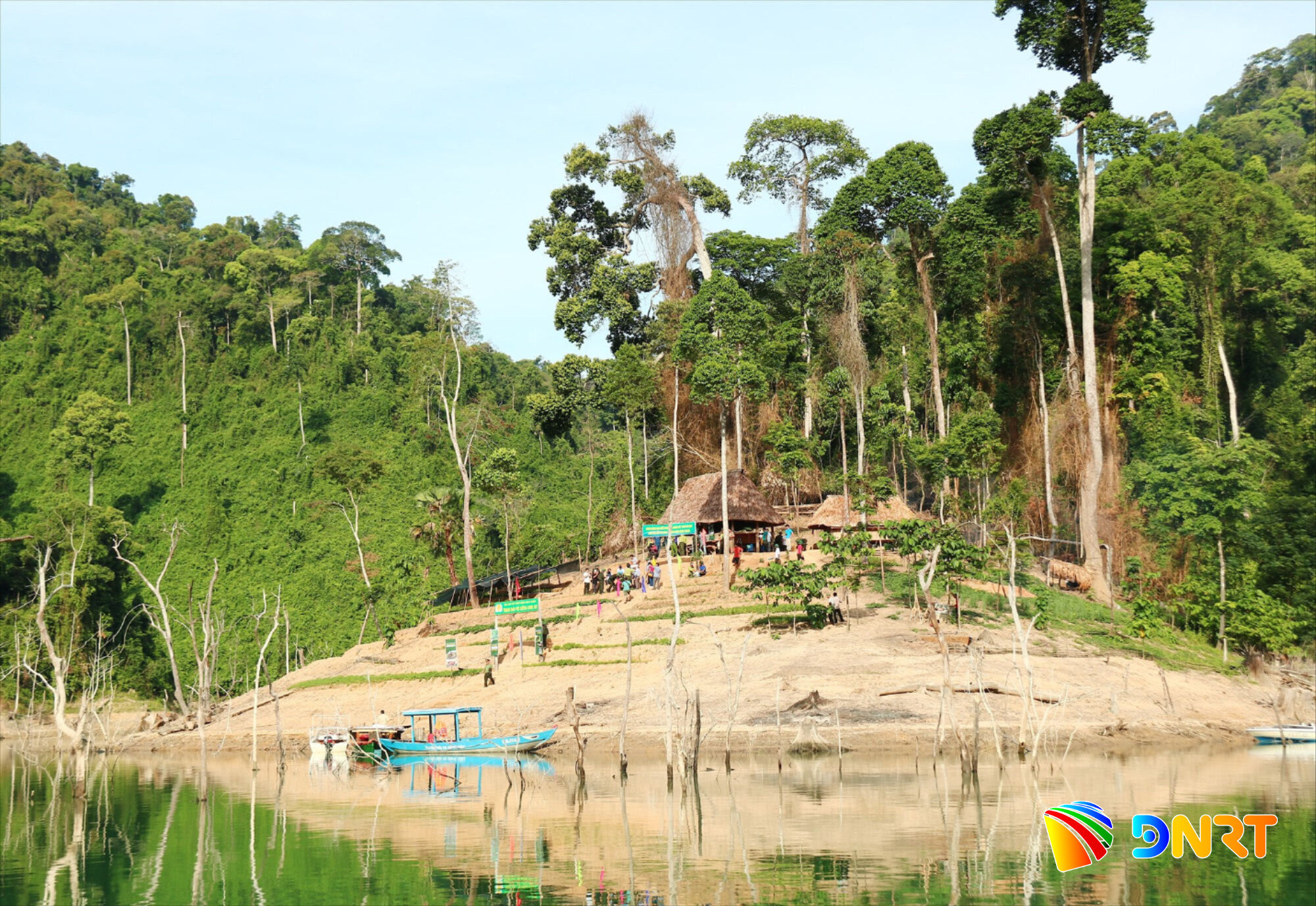 images.baoquangnam.vn storage newsportal 2020 12 30 107031 tnb 42465 01 31 1791864110