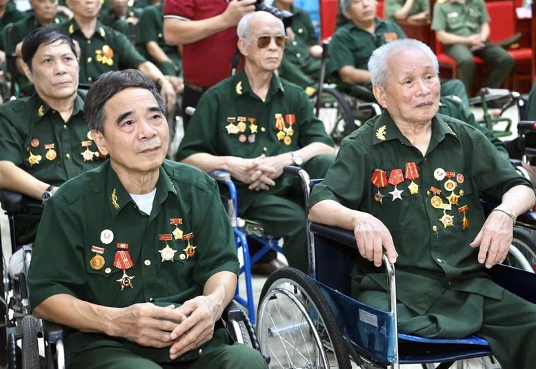 sua-doi-phap-lenh-nguoi-co-cong-17931724427341366589491
