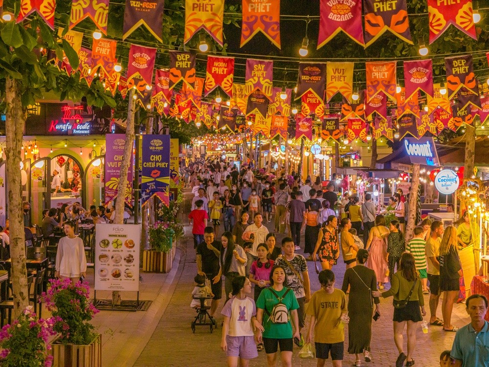 1 da nang downtown 4