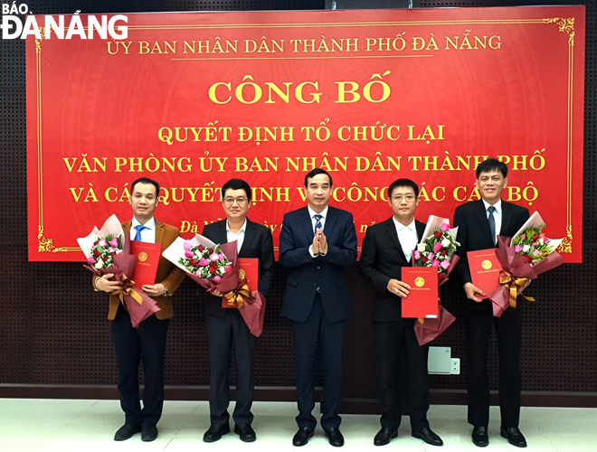 1 le cong bo 2