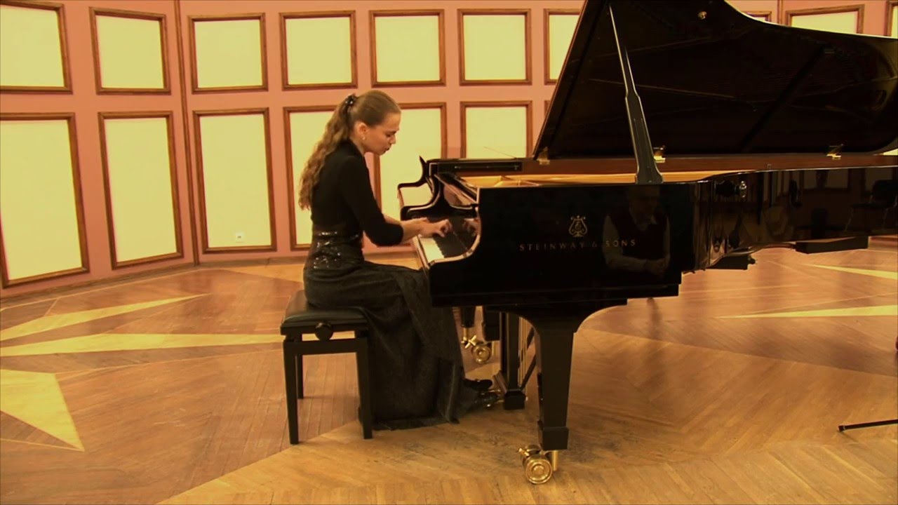 1 nghe si piano anna grot