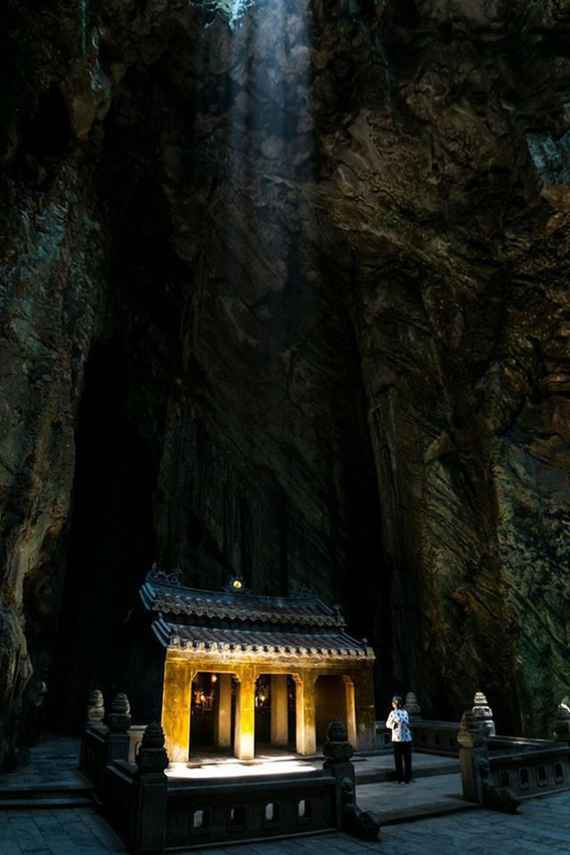 1 ngu hanh son 2